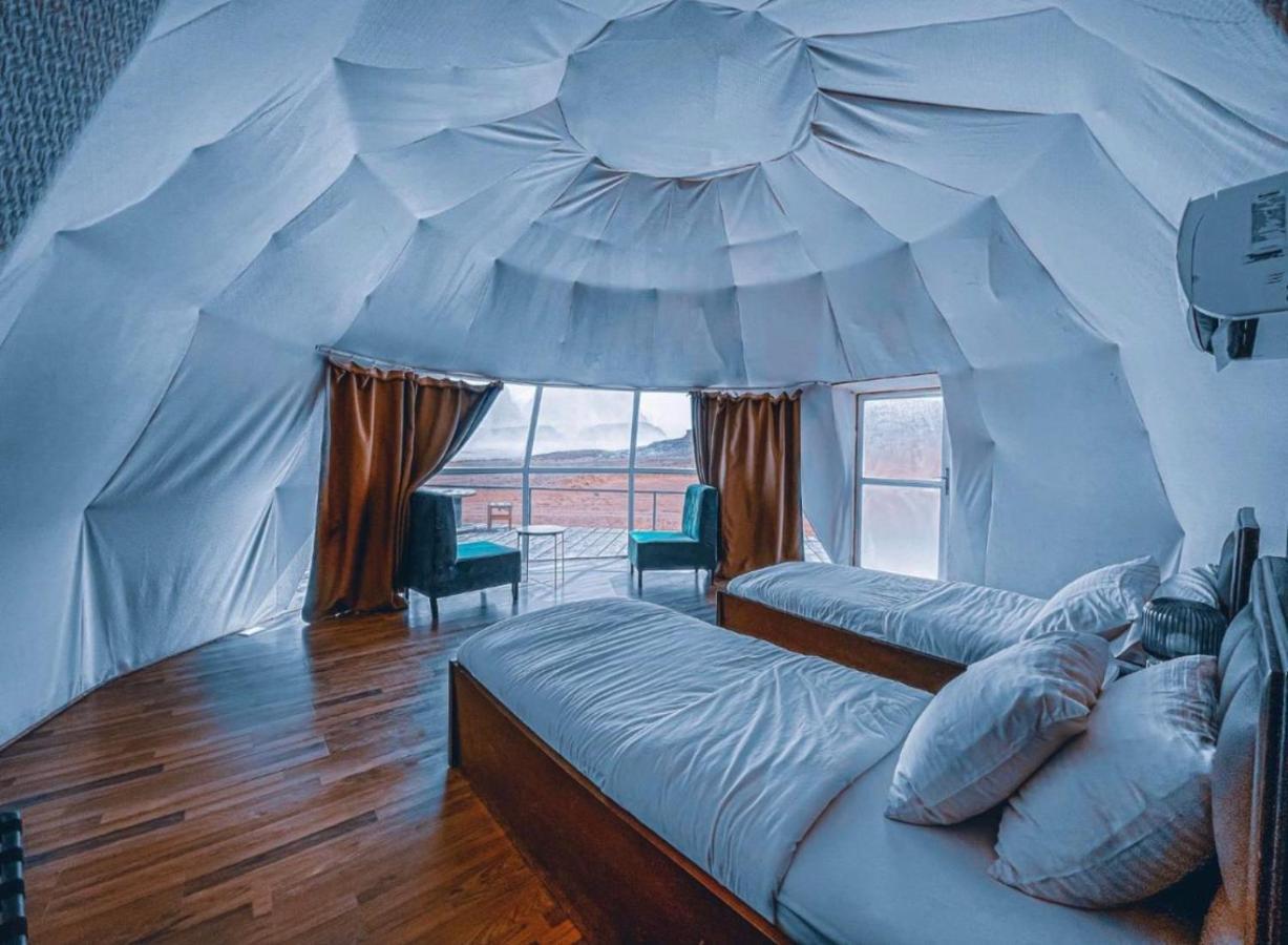 Rum Crystal Luxury Camp Wadi Rum Bagian luar foto