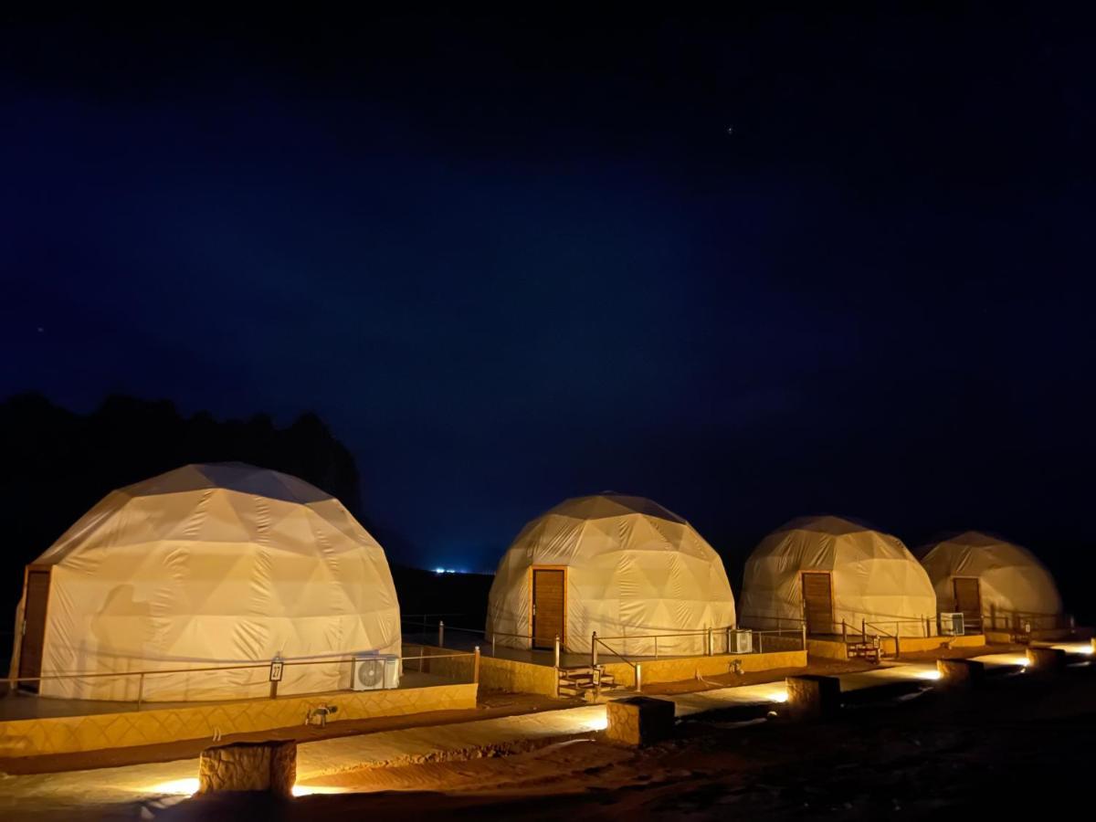 Rum Crystal Luxury Camp Wadi Rum Bagian luar foto