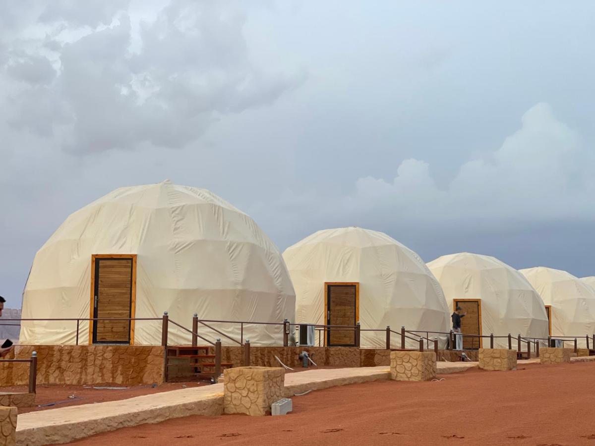 Rum Crystal Luxury Camp Wadi Rum Bagian luar foto